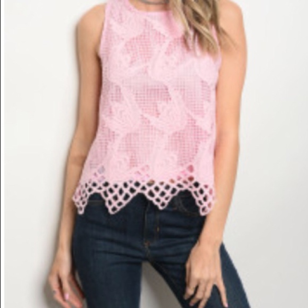 Beautiful top for the spring and summer.
